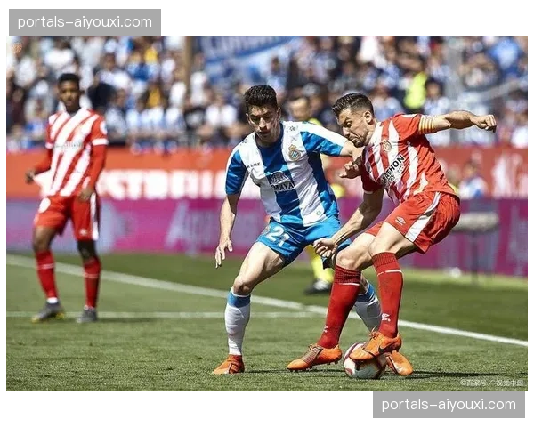 牛津联队对阵雷克瑟姆黄牌2张，主场作战防守纪律性一般